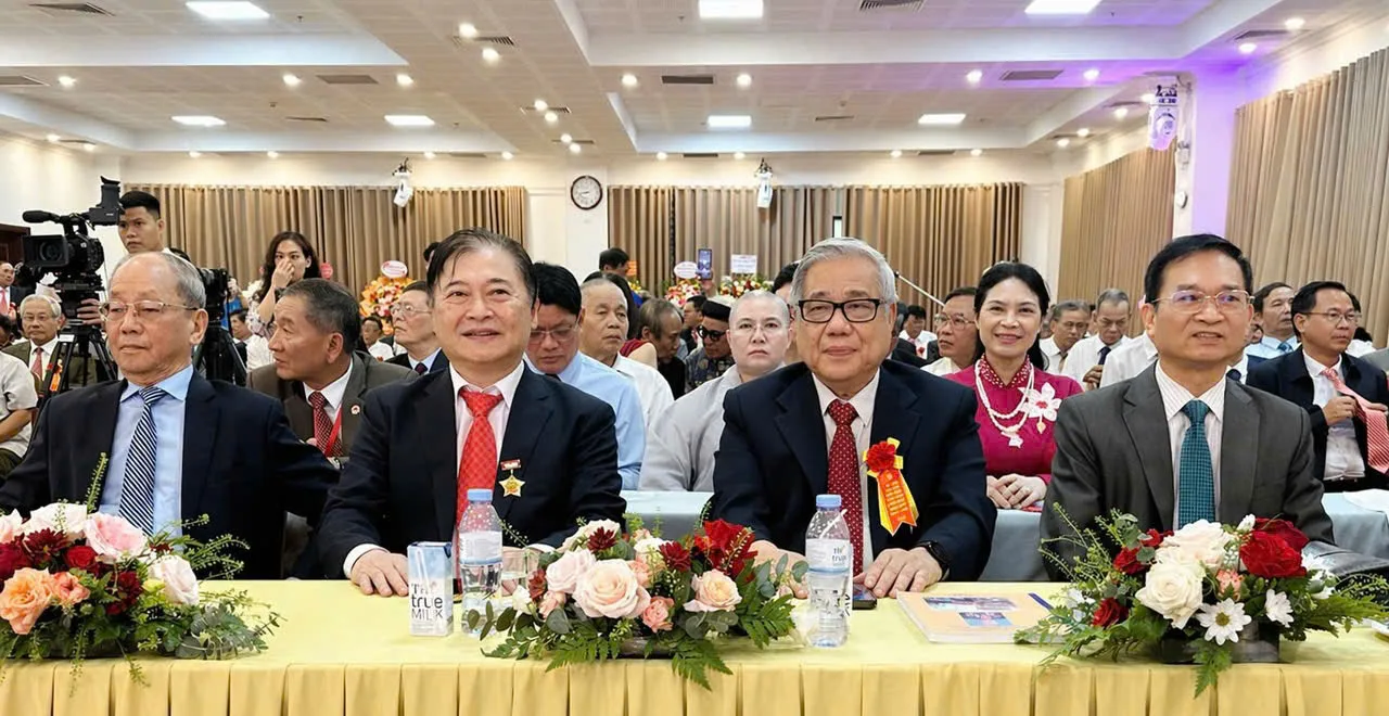 ĐẠI HỘI ĐẠI BIỂU TOÀN QUỐC HỌ PHAN VIỆT NAM LẦN THỨ V