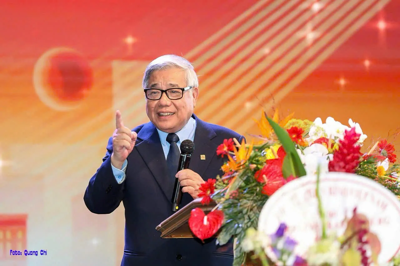 GS.TSKH.NGND Vũ Minh Giang:  Người trí thức thông tuệ, một học giả uyên bác