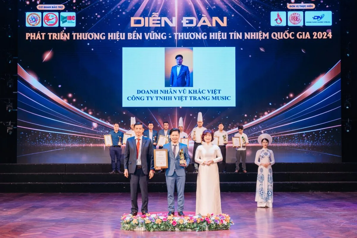 DOANH NHÂN VŨ KHẮC VIỆT & KHÁT VỌNG NÂNG TẦM ÂM NHẠC NƯỚC NHÀ
